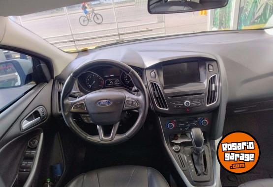 Autos - Ford SE PLUS 2017 Nafta 75000Km - En Venta