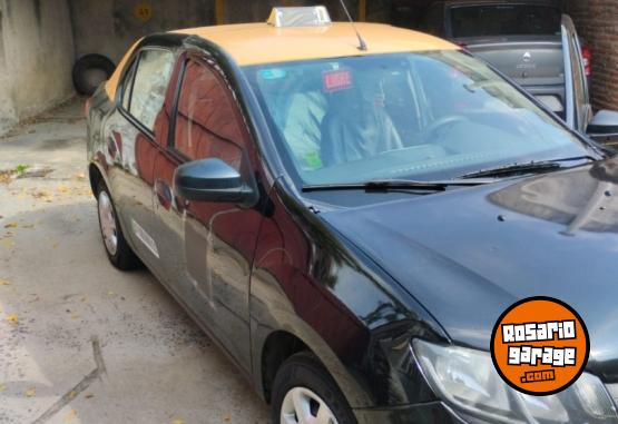 Autos - Renault TAXI Y CHAPA -logan 2018 GNC 240000Km - En Venta