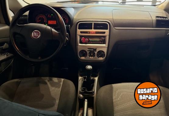 Autos - Fiat Fiat Punto ELX 2010 Nafta 135000Km - En Venta