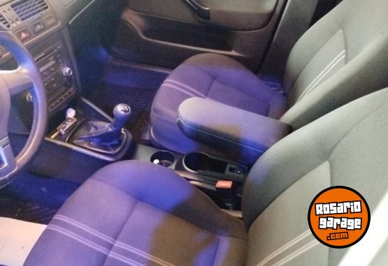 Autos - Volkswagen Bora 2.0 Trendline 2013 Nafta 93000Km - En Venta