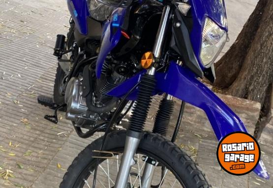 Motos - Motomel Skua 150 cc. 2024 Nafta 9500Km - En Venta