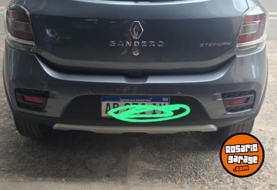 Autos - Renault SANDERO STEPWAY PRIVILEGE 2017 Nafta 76181Km - En Venta