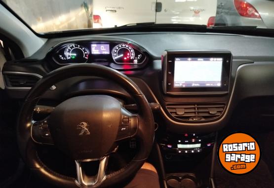 Autos - Peugeot 2008 2019 Nafta 118000Km - En Venta