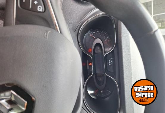 Autos - Renault Captur 2018 Nafta 27000Km - En Venta