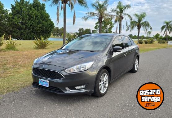 Autos - Ford focus SE 2.0 MT 2016 Nafta 87000Km - En Venta