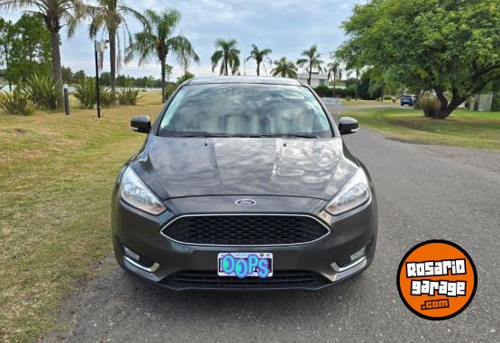 Autos - Ford focus SE 2.0 MT 2016 Nafta 87000Km - En Venta