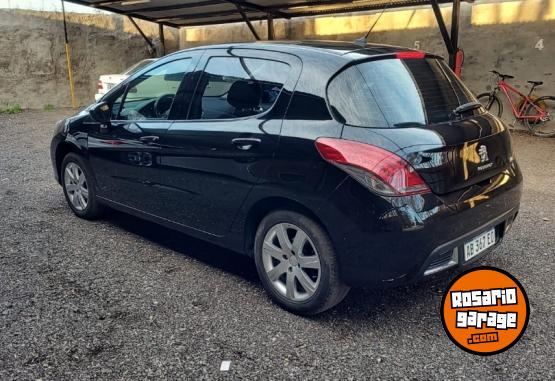 Autos - Peugeot 308 Allure NAV 2017 Diesel 135000Km - En Venta