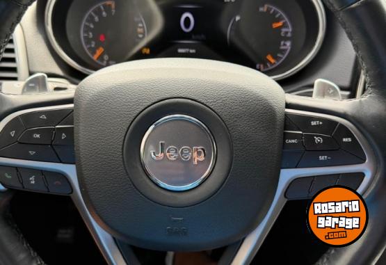 Camionetas - Jeep 2021 2023 Nafta 66800Km - En Venta