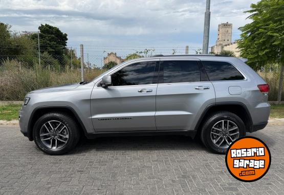 Camionetas - Jeep 2021 2023 Nafta 66800Km - En Venta