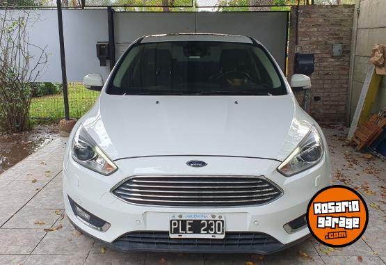 Autos - Ford Focus 2016 Nafta 125000Km - En Venta