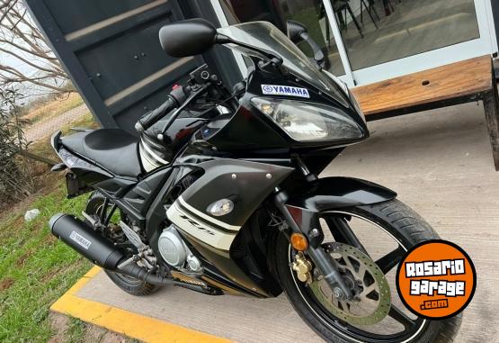 Motos - Yamaha YZF R15 2011 Nafta 43000Km - En Venta