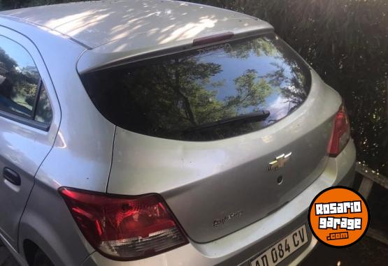 Autos - Chevrolet Onix joy 2018 Nafta 100000Km - En Venta