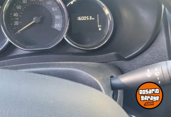 Utilitarios - Renault Kangoo Confort 1.6 5 as. 2020 Nafta 160000Km - En Venta