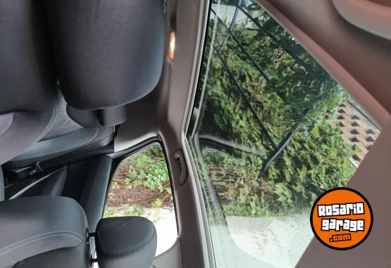 Autos - Peugeot 308 ALLURE 2017 Nafta 120000Km - En Venta