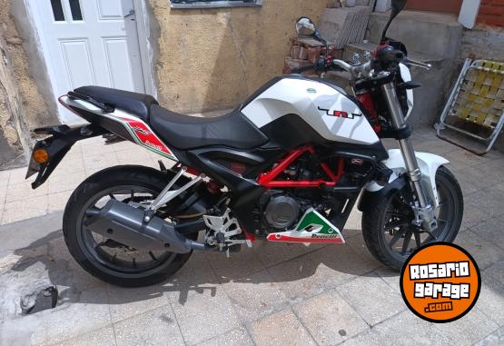Motos - Benelli TNT 250 2017 Nafta 17000Km - En Venta