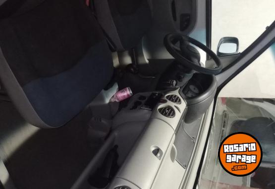 Autos - Renault Kangoo 1.5 dci familiar 2009 Diesel 230000Km - En Venta