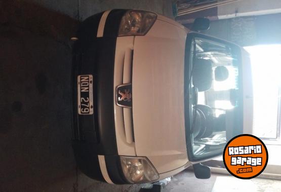 Utilitarios - Peugeot PARTNER FURGON 2014 GNC 146000Km - En Venta