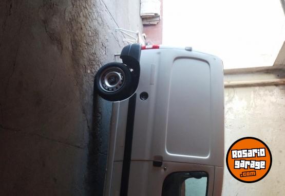 Utilitarios - Peugeot PARTNER FURGON 2014 GNC 146000Km - En Venta