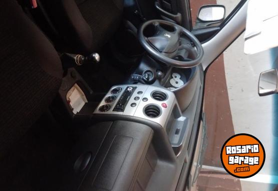 Utilitarios - Peugeot PARTNER FURGON 2014 GNC 146000Km - En Venta