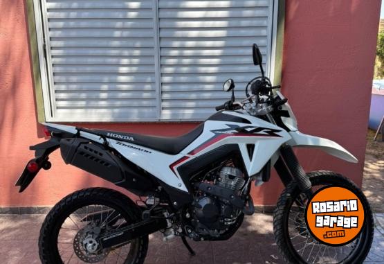 Motos - Honda Honda tornado 300 2024 Nafta 4500Km - En Venta