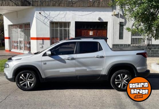 Camionetas - Fiat Toro 2016 Diesel 110000Km - En Venta