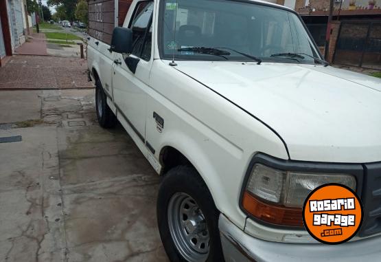 Camionetas - Ford F100 1999 Diesel 120000Km - En Venta
