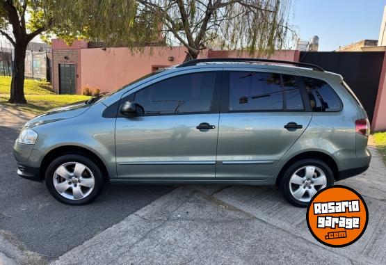 Autos - Volkswagen SURAN TRENDLINE 1.6 2010 Nafta 170000Km - En Venta