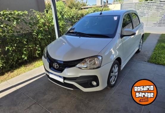 Autos - Toyota Etios 2018 Nafta 80000Km - En Venta