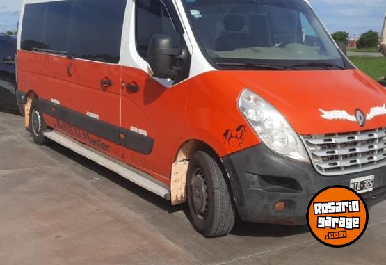 Utilitarios - Renault M�ster minibus 15+1 2013 Diesel 200000Km - En Venta