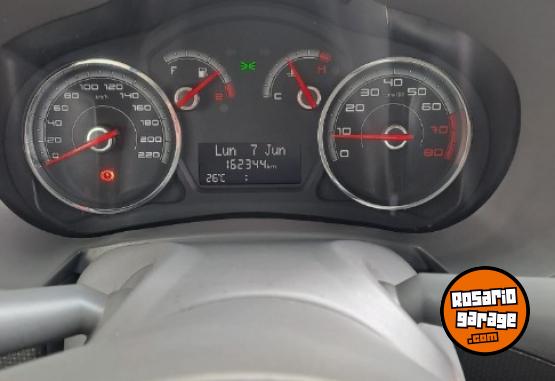 Autos - Fiat Palio 2015 Nafta 162000Km - En Venta