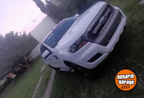 Camionetas - Ford Ranger Safety 4x2 2017 GNC 240000Km - En Venta
