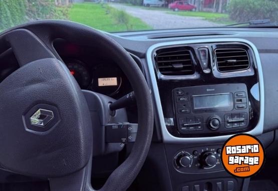 Autos - Renault Sandero 2017 Nafta 136000Km - En Venta