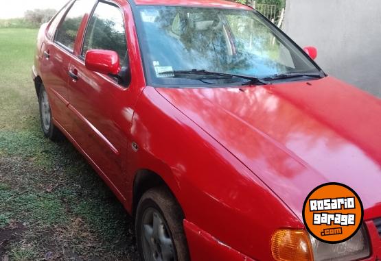 Autos - Volkswagen 2000 polo 2000 Diesel 250000Km - En Venta