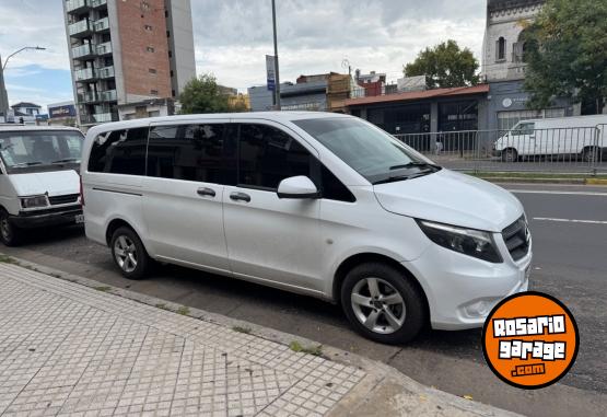 Utilitarios - Mercedes Benz Vito 111 2017 Diesel 250000Km - En Venta