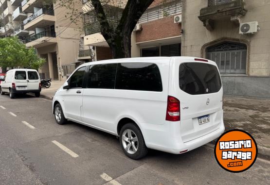 Utilitarios - Mercedes Benz Vito 111 2017 Diesel 250000Km - En Venta