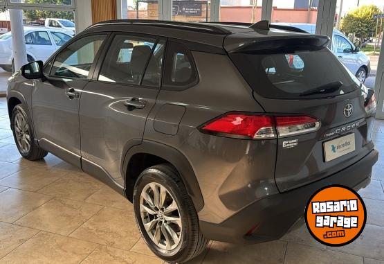 Autos - Toyota COROLLA CROSS 2022 Nafta 40009Km - En Venta