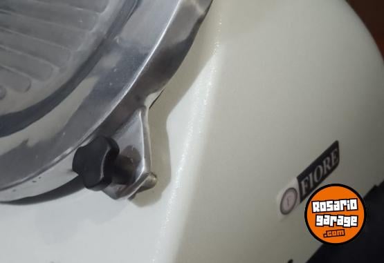 Otros - Cortadora de fiambre FIORE - En Venta