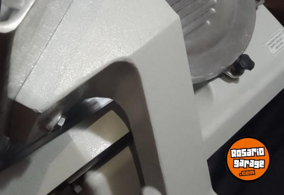 Otros - Cortadora de fiambre FIORE - En Venta