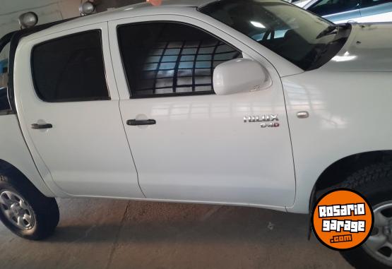Camionetas - Toyota Hilux 4X4 2008 Diesel 390000Km - En Venta