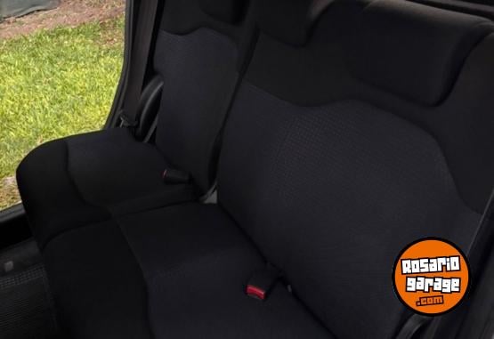 Autos - Honda FIT 2010 Nafta 165000Km - En Venta