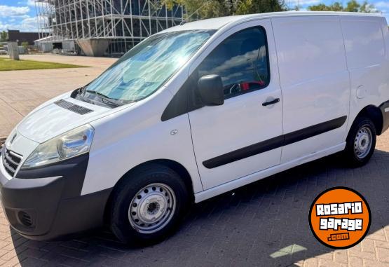 Utilitarios - Peugeot EXPERT 1.6 HDI CONFORT 2014 Diesel - En Venta