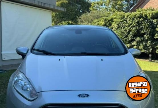 Autos - Ford FIESTA TITANIUM 2017 Nafta 61318Km - En Venta