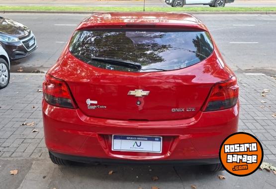 Autos - Chevrolet �nix Lzt 2015 Nafta 131000Km - En Venta