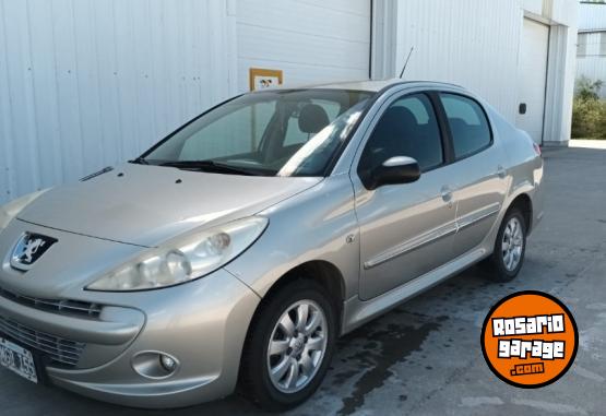 Autos - Peugeot 207 compact allure 1.4 N 2013 Nafta 212589Km - En Venta