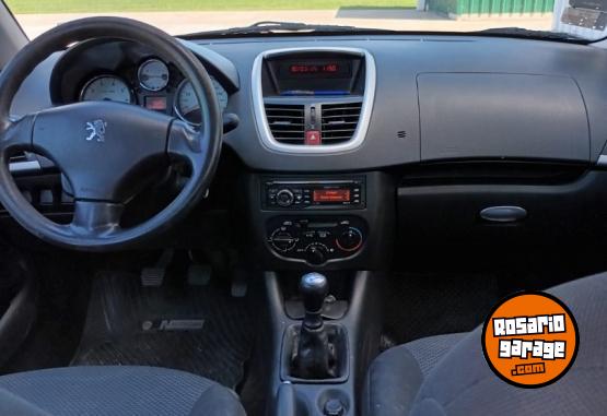 Autos - Peugeot 207 compact allure 1.4 N 2013 Nafta 212589Km - En Venta