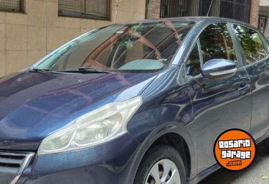 Autos - Peugeot 208 2013 Nafta 150000Km - En Venta
