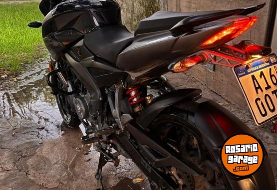 Motos - Bajaj NS200 2022 Nafta 24000Km - En Venta