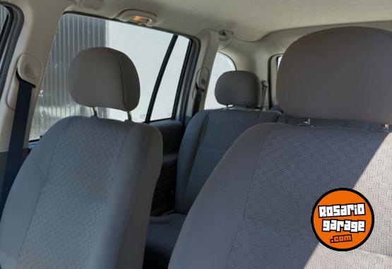Autos - Chevrolet ZAFIRA GL 2.0 MT 7A 2010 Nafta 190500Km - En Venta