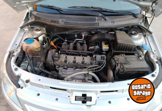 Autos - Volkswagen VOYAGE TRENLINE 1.6 2012 Nafta 173256Km - En Venta