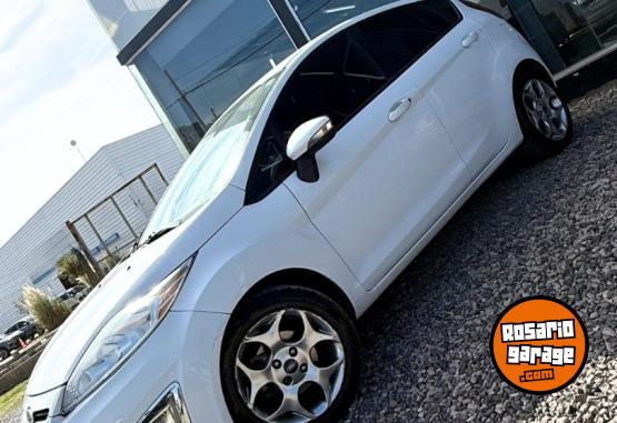 Autos - Ford FIESTA TITANIUM KINETIC 2012 Nafta 221500Km - En Venta
